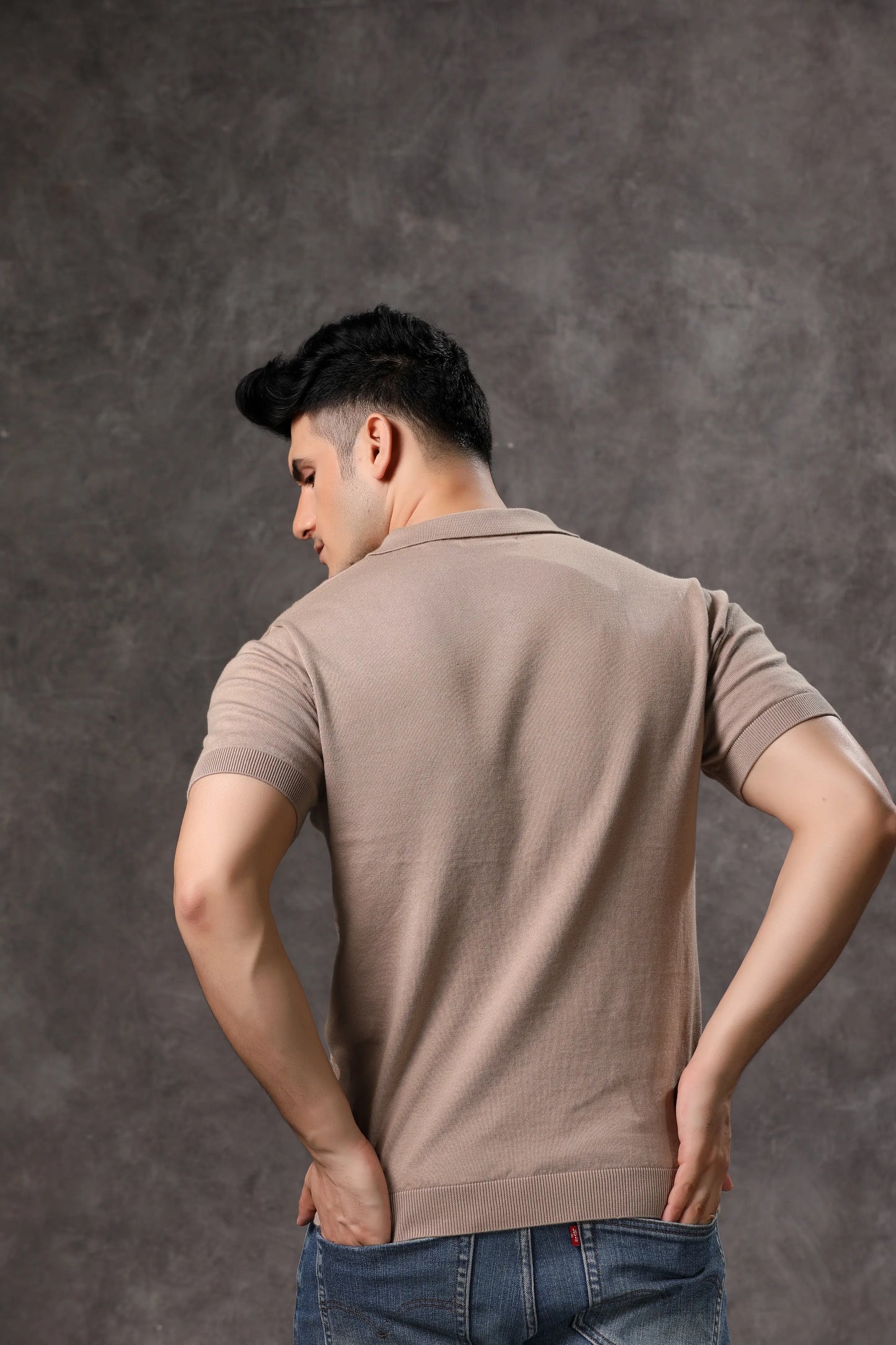 Men's Beige Geometric Flat Knit Short Sleeve T-Shirt